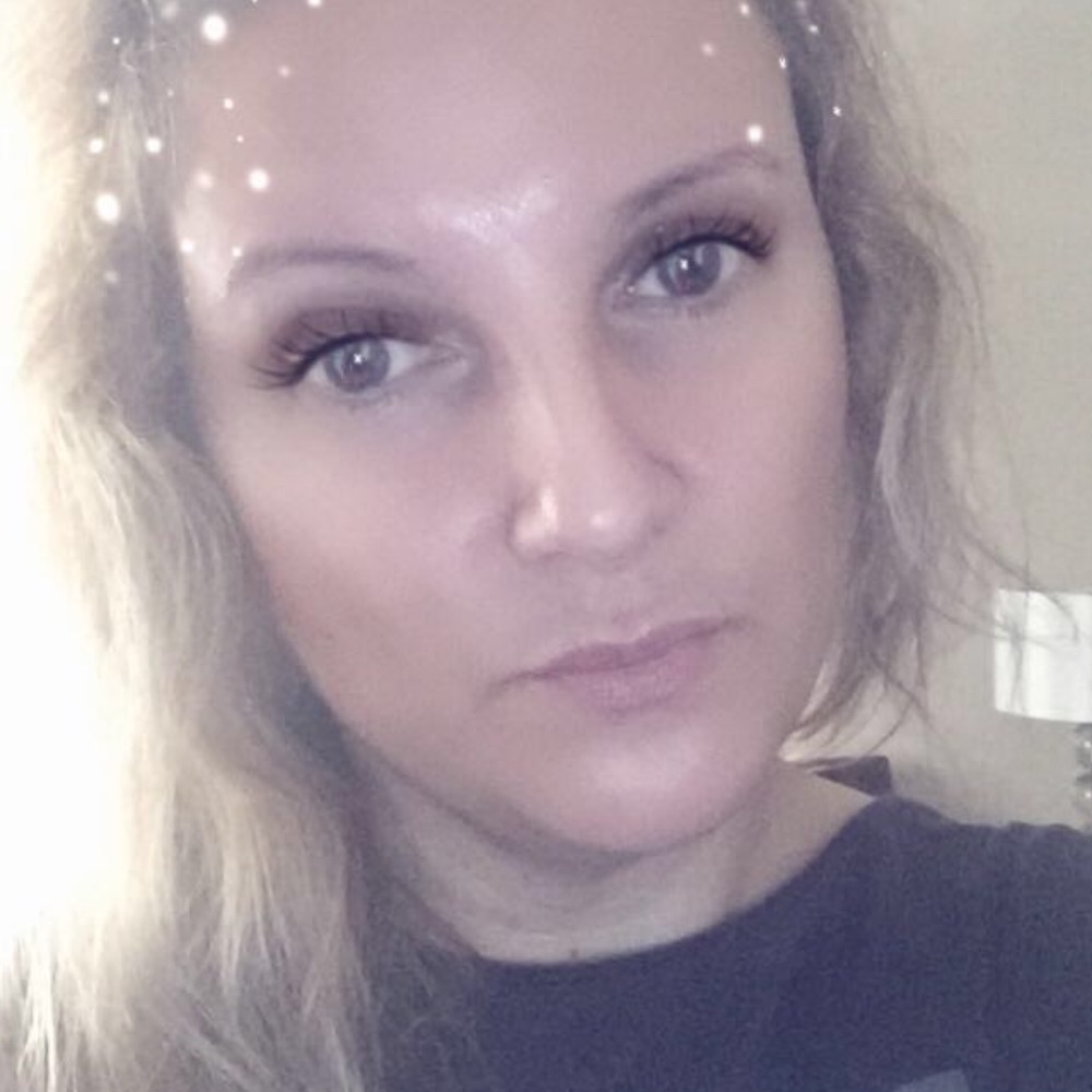 Meet your Posher, Christine